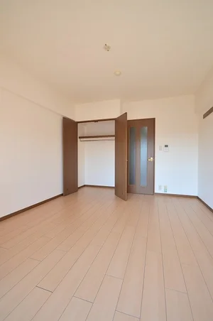 柚須駅（福岡県）のマンスリーマンション・ウィークリーマンション「エスポワ－ル粕屋 302・洋室(No.1470948)」メイン画像