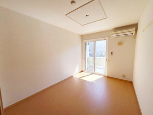 和多田駅（佐賀県）のマンスリーマンション・ウィークリーマンション「サニーガーデンＢ 102・洋室(No.1471036)」メイン画像