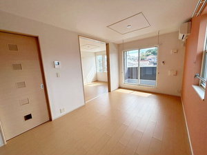 唐津駅（佐賀県）のマンスリーマンション・ウィークリーマンション「オロスタ　トラデス　Ⅰ 201・洋室(No.1471039)」メイン画像