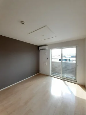 高松市のマンスリーマンション・ウィークリーマンション「ソレイユＫＡＷＡＢＡＴＡⅡ 102・洋室(No.1471209)」メイン画像