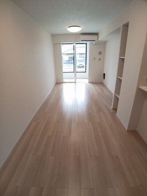 群馬県のマンスリーマンション・ウィークリーマンション「ルストパラディ　久留馬 103・洋室(No.1471480)」メイン画像
