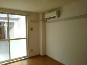 東工業前駅（高知県）のマンスリーマンション・ウィークリーマンション「カレントハウスⅡＡ 104・洋室(No.1471623)」メイン画像
