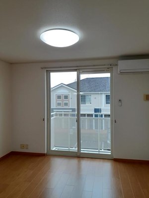 高塚駅（静岡県）のマンスリーマンション・ウィークリーマンション「プリムローズトモ　Ａ 201・洋室(No.1471831)」メイン画像