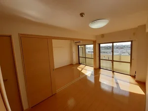 沖縄県のマンスリーマンション・ウィークリーマンション「エヌズ　ヴィラ　レグルス 602・洋室(No.1472197)」メイン画像