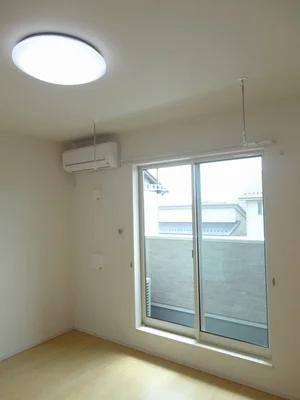 大垣駅（岐阜県）のマンスリーマンション・ウィークリーマンション「リバーサイド　加賀 203・洋室(No.1473127)」メイン画像