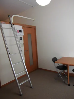 埼玉県立大学周辺のマンスリーマンション・ウィークリーマンション「レオパレスディアコート 202(No.1473400)」メイン画像