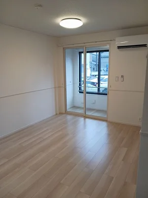 のマンスリーマンション・ウィークリーマンション「Ｃａｓａ　ＫＡＨＡＲＡ 103・洋室(No.1473660)」メイン画像