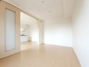 のマンスリーマンション・ウィークリーマンション「リバーサイド　みどりやまＢ 102・洋室(No.1473759)」メイン画像