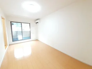 のマンスリーマンション・ウィークリーマンション「ラフレシール 304・洋室(No.1473801)」メイン画像