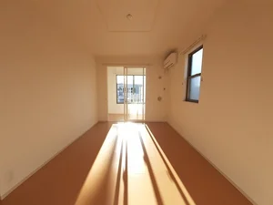 長野県のマンスリーマンション・ウィークリーマンション「Ｃａｓａ　ｄｅ　ｐａｔａｔａ 105・洋室(No.1473955)」メイン画像