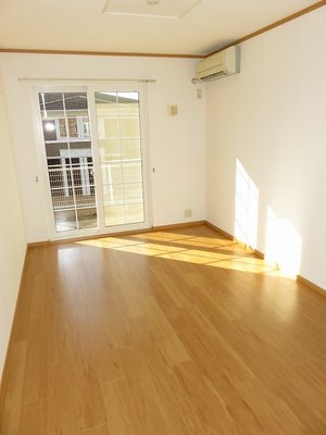 速見郡日出町のマンスリーマンション・ウィークリーマンション「ソレアード 103・洋室(No.1474378)」メイン画像