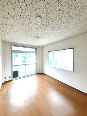 のマンスリーマンション・ウィークリーマンション「エルディム川西 202・洋室(No.1475060)」メイン画像