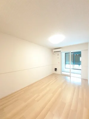広島県のマンスリーマンション・ウィークリーマンション「ルタン・リヴァーサⅡ 102・洋室(No.1475390)」メイン画像