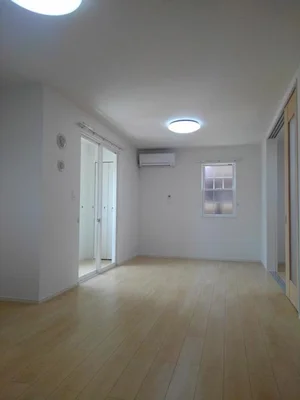 河北郡内灘町のマンスリーマンション・ウィークリーマンション「ソレイユⅢ 101・洋室(No.1475844)」メイン画像