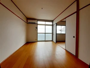 春日井市のマンスリーマンション・ウィークリーマンション「コーポにしふか 203・洋室(No.1476201)」メイン画像
