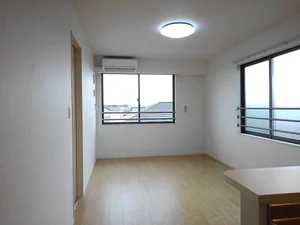 のマンスリーマンション・ウィークリーマンション「ベルカーサⅢ 303・洋室(No.1476687)」メイン画像