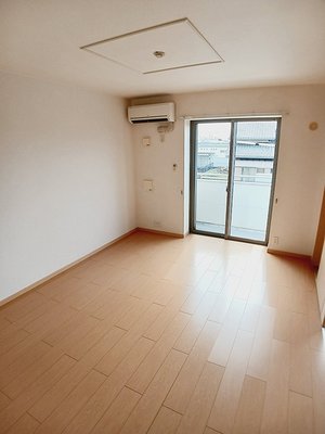 のマンスリーマンション・ウィークリーマンション「ラ・フレスクーラ　Ⅰ 203・洋室(No.1476854)」メイン画像