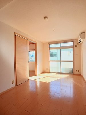 のマンスリーマンション・ウィークリーマンション「エルディム８９ 202・洋室(No.1477044)」メイン画像