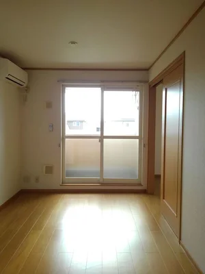 小松市のマンスリーマンション・ウィークリーマンション「ソレイユＫ・Ｙ　Ⅰ棟 202・洋室(No.1477548)」メイン画像