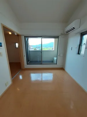 岡山県のマンスリーマンション・ウィークリーマンション「アルコバレーノ 203・洋室(No.1477555)」メイン画像