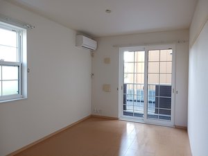 富山県厚生農業協同組合連合会高岡病院周辺のマンスリーマンション・ウィークリーマンション「ジョイ　Ⅱ 102・洋室(No.1477724)」メイン画像