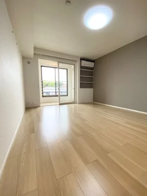 のマンスリーマンション・ウィークリーマンション「ミニョンガーデンⅢ 202・洋室(No.1477866)」メイン画像