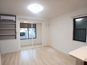 のマンスリーマンション・ウィークリーマンション「ポント・アルカンシェル 102・洋室(No.1478137)」メイン画像