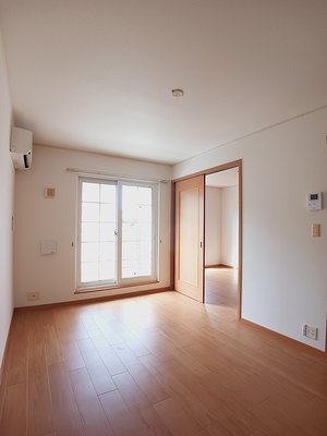 のマンスリーマンション・ウィークリーマンション「フローラル　ヒル 202・洋室(No.1478181)」メイン画像