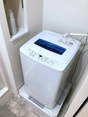洗濯機あり コインランドリーに行かなくてもいいので毎日の洗濯が便利! 清潔にお過ごしいただけます。
