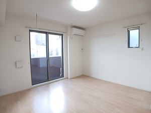 のマンスリーマンション・ウィークリーマンション「サニーライフ宮代 105・洋室(No.1478797)」メイン画像