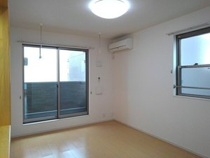 のマンスリーマンション・ウィークリーマンション「サンライズ八筋 203・洋室(No.1478941)」メイン画像