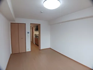 のマンスリーマンション・ウィークリーマンション「コージーコート加美 502・洋室(No.1478966)」メイン画像