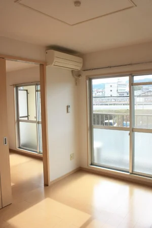 浅口郡里庄町のマンスリーマンション・ウィークリーマンション「サンリーヴェ 203・洋室(No.1479213)」メイン画像