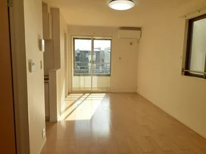 のマンスリーマンション・ウィークリーマンション「Ｒｅｖｉｖｅ８９　Ｅａｓｔ 204・洋室(No.1479508)」メイン画像