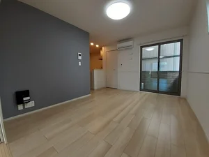和泉市のマンスリーマンション・ウィークリーマンション「シャイン泉 102・洋室(No.1479629)」メイン画像