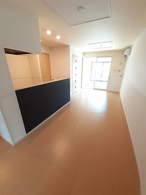 のマンスリーマンション・ウィークリーマンション「エム・シャルム善通寺Ⅰ 104・洋室(No.1479814)」メイン画像