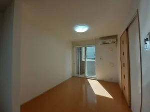 のマンスリーマンション・ウィークリーマンション「ラ・フォンテⅠ 103・洋室(No.1480400)」メイン画像