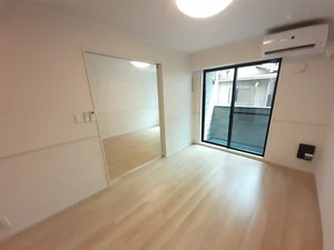 松原市のマンスリーマンション・ウィークリーマンション「リフレッシュ　パイン　ヒルズ 102・洋室(No.1480500)」メイン画像
