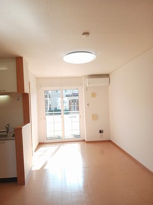 のマンスリーマンション・ウィークリーマンション「サンリット　Ⅲ　（御坊市） 102・洋室(No.1480503)」メイン画像
