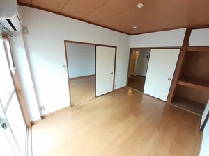 ししぶ駅（福岡県）のマンスリーマンション・ウィークリーマンション「サンシャインハイツ 102・洋室(No.1480632)」メイン画像