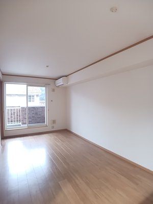 広島県のマンスリーマンション・ウィークリーマンション「アビタシオン　ドゥ　Ａ 202・洋室(No.1480831)」メイン画像