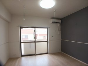 壺川駅（沖縄県）のマンスリーマンション・ウィークリーマンション「イーストヒル・ソベ 102・洋室(No.1481165)」メイン画像