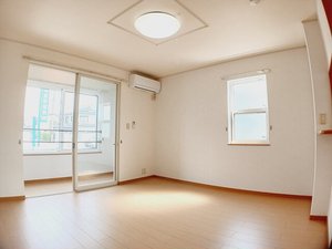 のマンスリーマンション・ウィークリーマンション「ペルラⅠ 101・洋室(No.1481246)」メイン画像
