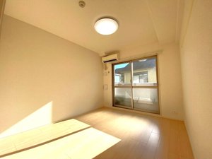 京都光華女子大学周辺のマンスリーマンション・ウィークリーマンション「ブライトアイリス 205・洋室(No.1481324)」メイン画像