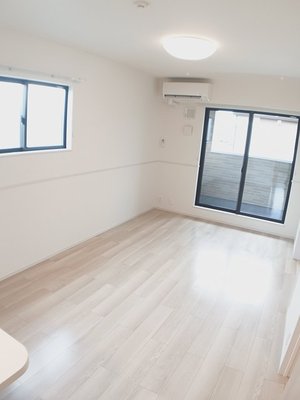 のマンスリーマンション・ウィークリーマンション「ハウオリ　Ⅰ 205・洋室(No.1481618)」メイン画像