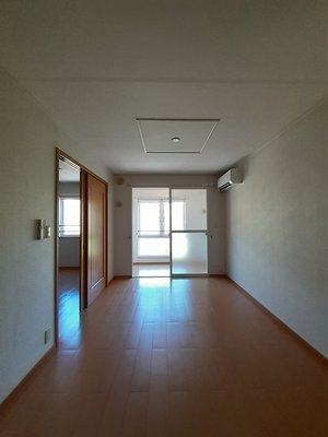 のマンスリーマンション・ウィークリーマンション「ベイサイドヒルズ 203・洋室(No.1481665)」メイン画像