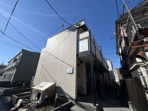 のマンスリーマンション・ウィークリーマンション「レオパレスアンソレイユ 103(No.1482221)」メイン画像