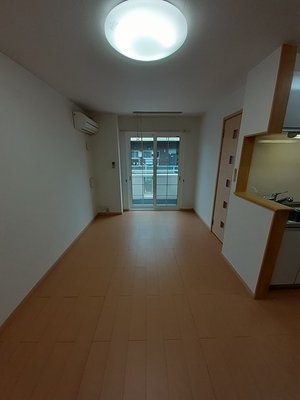 のマンスリーマンション・ウィークリーマンション「エアリーⅠ 103・洋室(No.1482392)」メイン画像