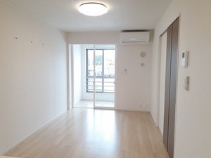 砺波駅（富山県）のマンスリーマンション・ウィークリーマンション「クロシェット　Ⅲ 103・洋室(No.1482495)」メイン画像