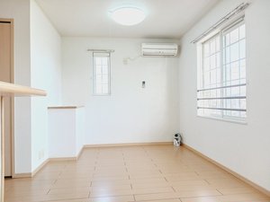 のマンスリーマンション・ウィークリーマンション「セイバリーガーデンⅡ 202・洋室(No.1482504)」メイン画像